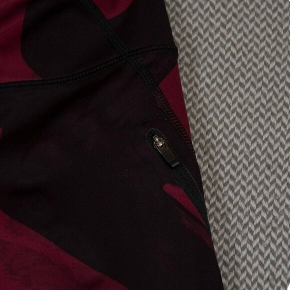 Lululemon All Sport Crop Patterned Backspin Stroke Dashing Purple Leggings 2 - Picture 5 of 12